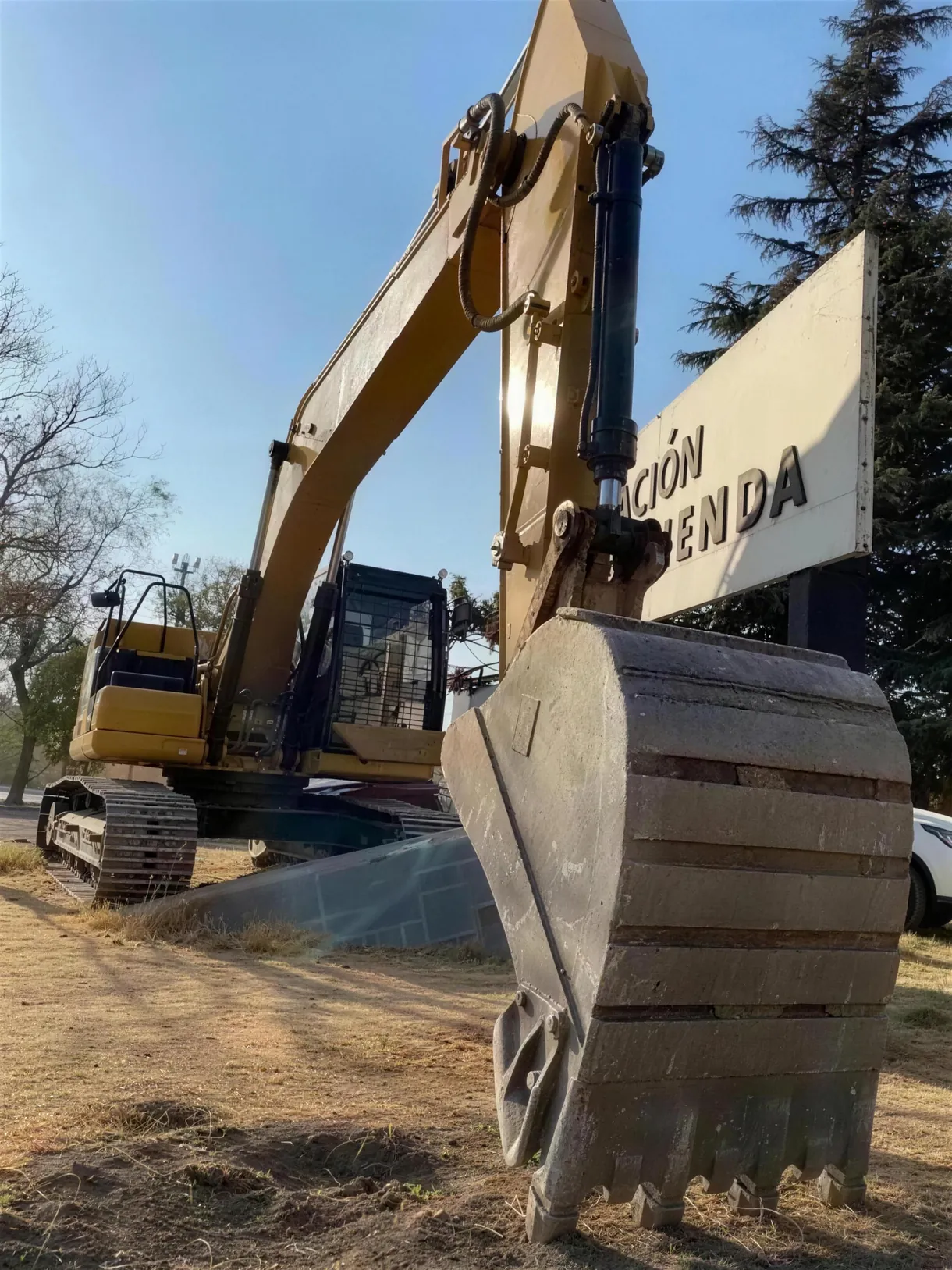 Maquinaria DEXA en terreno